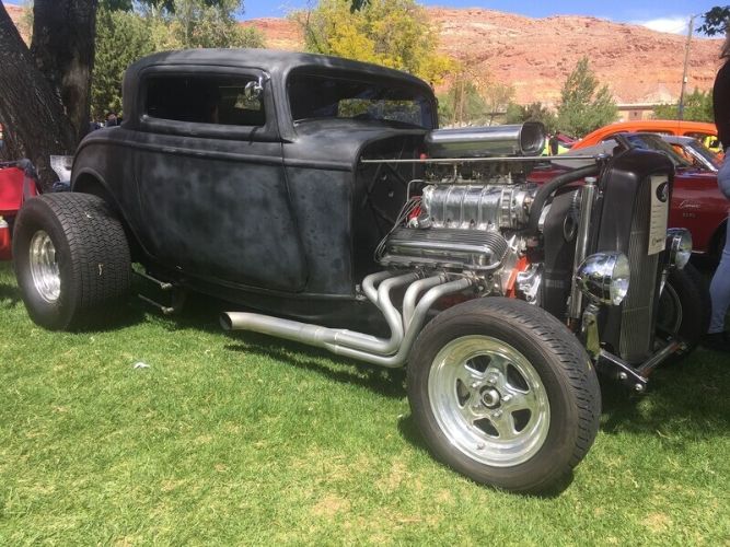 Unknown-Coupe-1932-Black-Tan-11