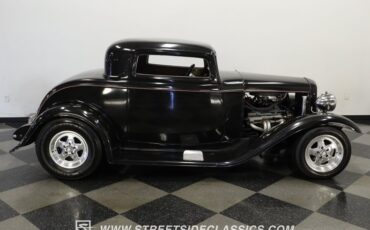 Unknown-Coupe-1932-Black-Tan-21