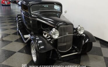 Unknown-Coupe-1932-Black-Tan-23