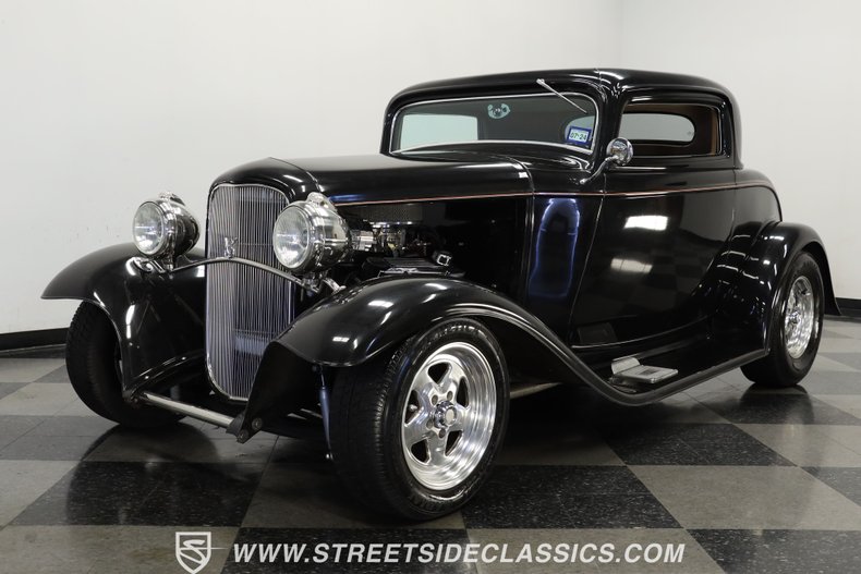 Unknown-Coupe-1932-Black-Tan-27