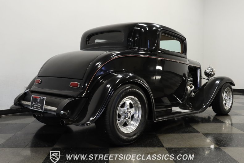 Unknown-Coupe-1932-Black-Tan-32