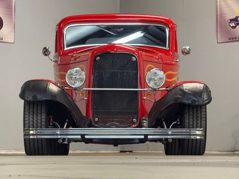 Unknown-Coupe-1932-Red-Tan-25