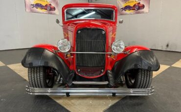 Unknown-Coupe-1932-Red-Tan-26