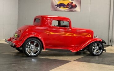 Unknown-Coupe-1932-Red-Tan-3