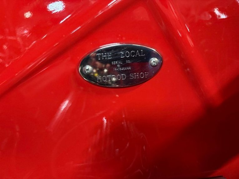 Unknown-Coupe-1932-Red-Tan-32