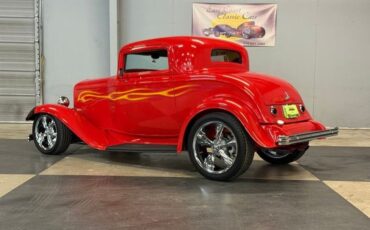 Unknown-Coupe-1932-Red-Tan