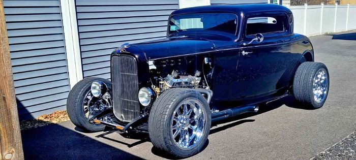Unknown-Coupe-1933-Root-Beer-Brown
