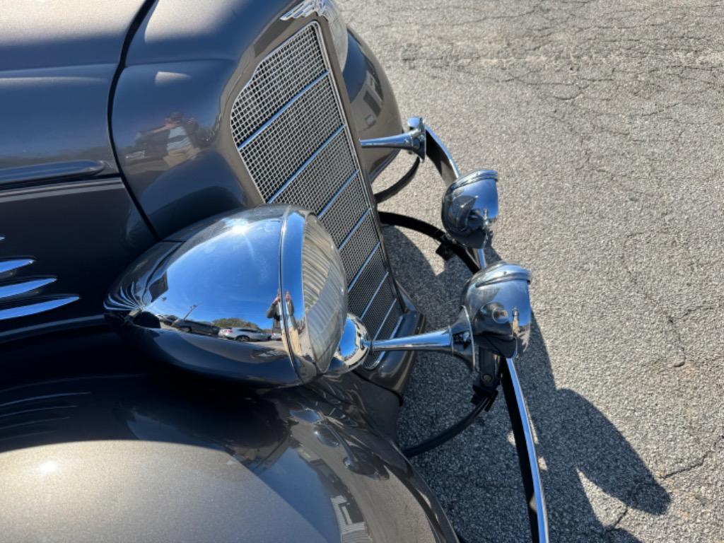 Unknown-Coupe-1934-Silver-Gray-leather-17