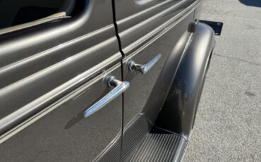 Unknown-Coupe-1934-Silver-Gray-leather-26