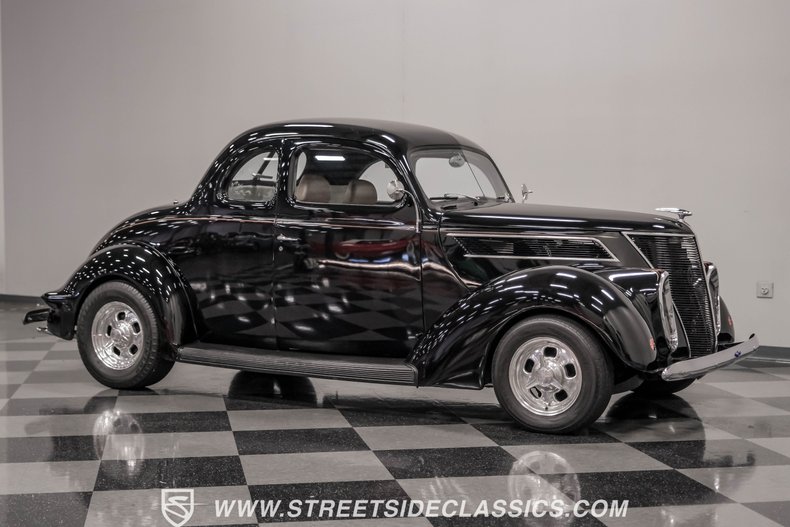 Unknown-Coupe-1937-Black-Tan-12