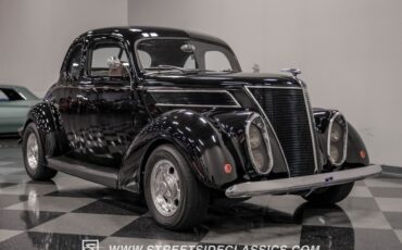 Unknown-Coupe-1937-Black-Tan-13
