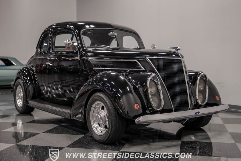 Unknown-Coupe-1937-Black-Tan-13