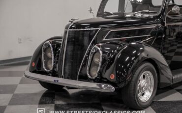 Unknown-Coupe-1937-Black-Tan-16