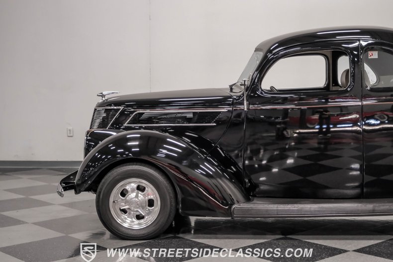 Unknown-Coupe-1937-Black-Tan-20
