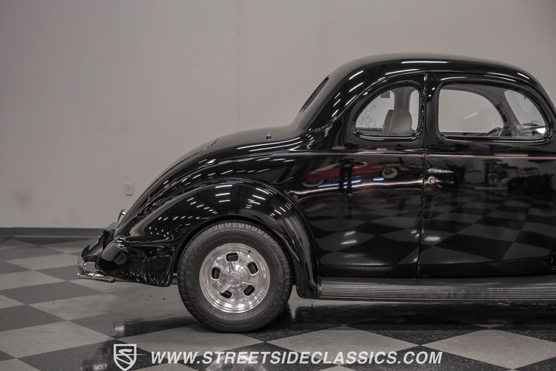 Unknown-Coupe-1937-Black-Tan-26