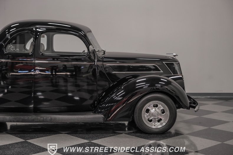 Unknown-Coupe-1937-Black-Tan-27