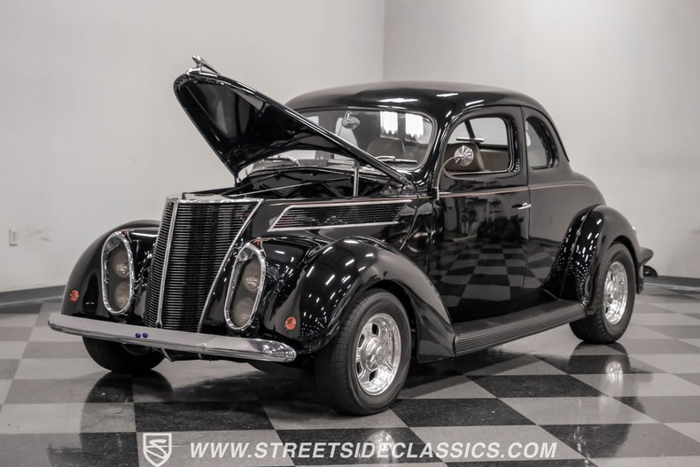 Unknown-Coupe-1937-Black-Tan-28
