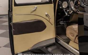 Unknown-Coupe-1937-Black-Tan-32