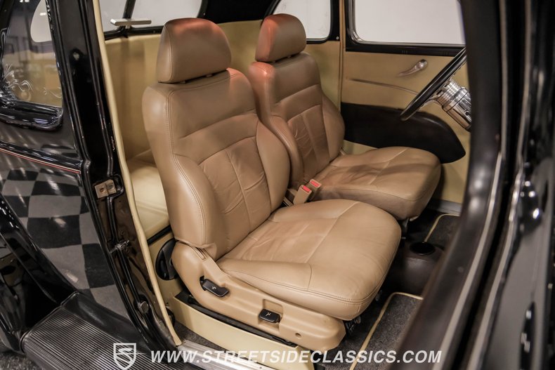 Unknown-Coupe-1937-Black-Tan-48