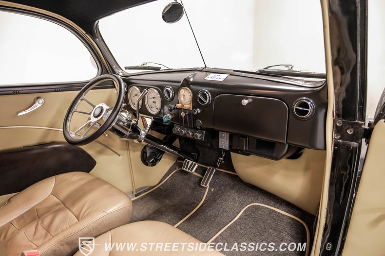 Unknown-Coupe-1937-Black-Tan-9