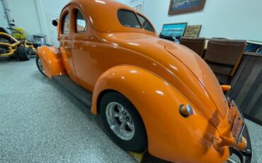 Unknown-Coupe-1937-Orange-Black-1
