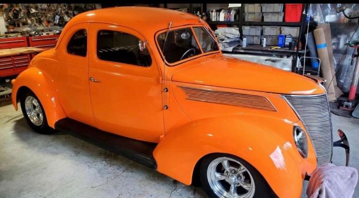 Unknown-Coupe-1937-Orange-Black-5