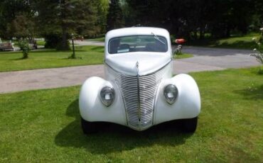 Unknown-Coupe-1938-White-RedTan-3