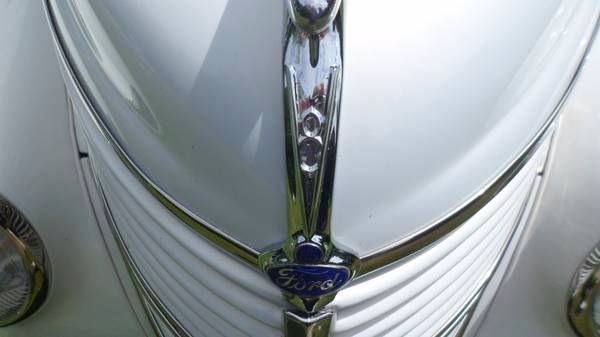 Unknown-Coupe-1938-White-RedTan-6