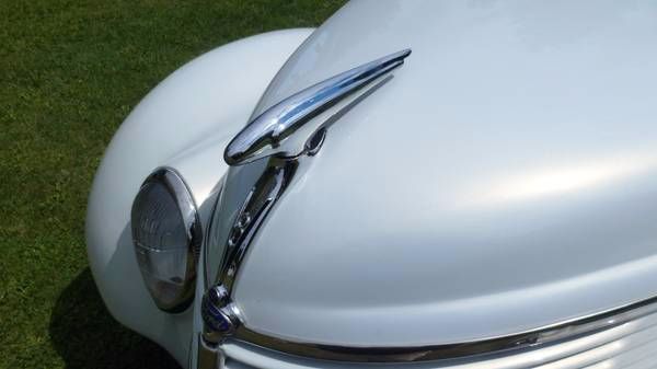 Unknown-Coupe-1938-White-RedTan-7