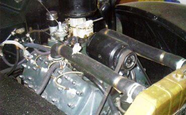 Unknown-Coupe-1939-BLACK-TAN-3