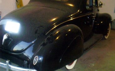 Unknown-Coupe-1939-BLACK-TAN-4