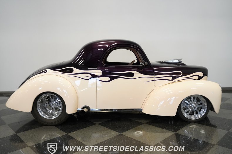 Unknown-Coupe-1941-Deep-plum-candy-coral-32
