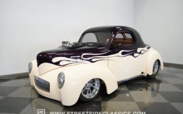 Unknown-Coupe-1941-Deep-plum-candy-coral-4