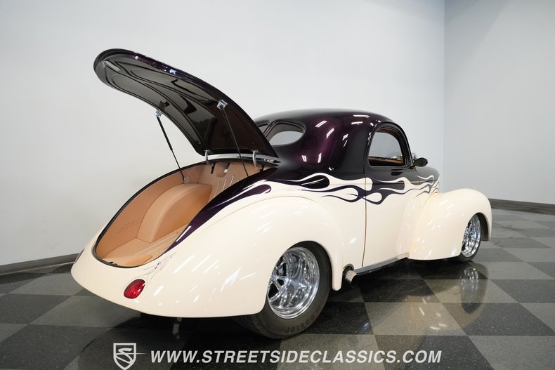 Unknown-Coupe-1941-Deep-plum-candy-coral-40