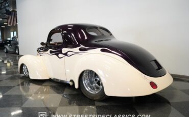 Unknown-Coupe-1941-Deep-plum-candy-coral-8