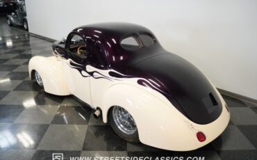 Unknown-Coupe-1941-Deep-plum-candy-coral-9