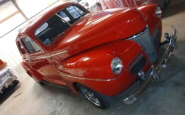 Unknown-Coupe-1941-Red-GrayRed-2