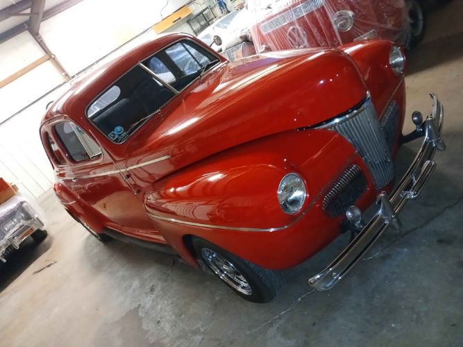 Unknown-Coupe-1941-Red-GrayRed-2
