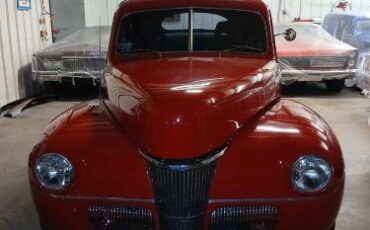 Unknown-Coupe-1941-Red-GrayRed-3