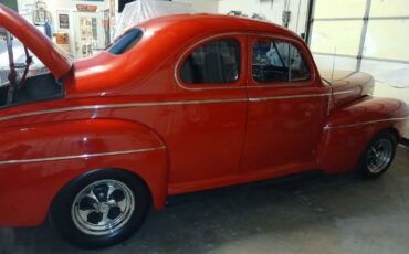 Unknown-Coupe-1941-Red-GrayRed-6