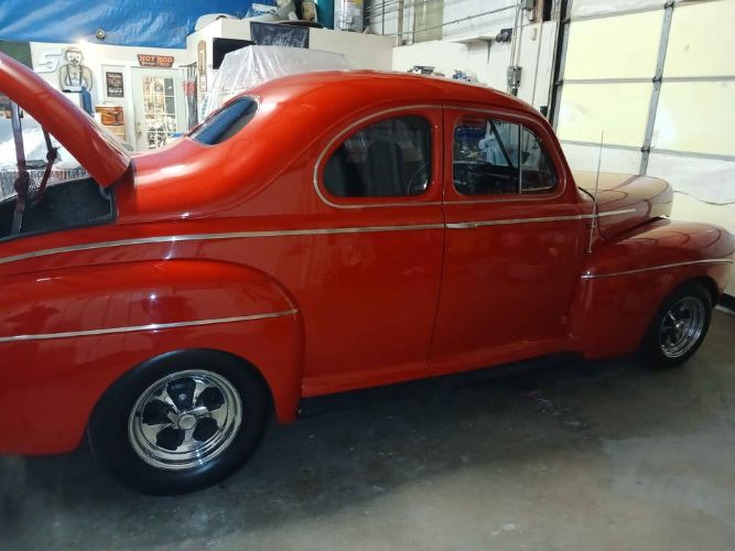 Unknown-Coupe-1941-Red-GrayRed-6