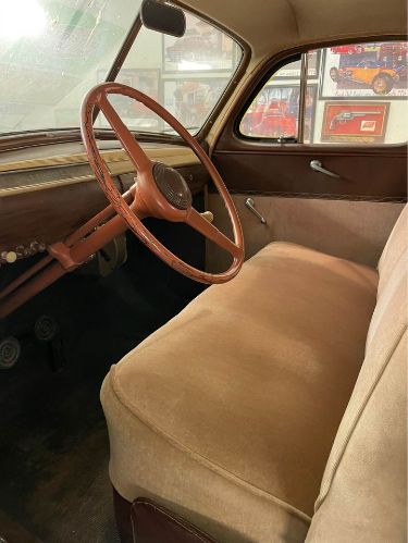 Unknown-Coupe-1941-Tan-Brown-4