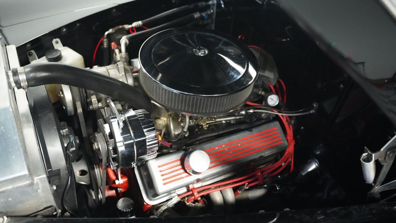 Unknown-Coupe-1946-Black-Red-and-Black-14