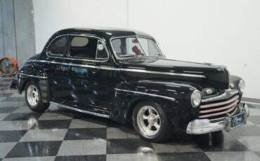 Unknown-Coupe-1946-Black-Red-and-Black-19