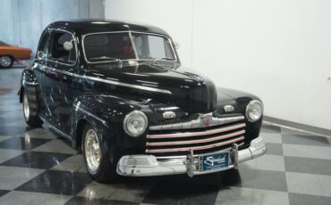 Unknown-Coupe-1946-Black-Red-and-Black-20