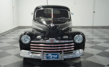 Unknown-Coupe-1946-Black-Red-and-Black-21