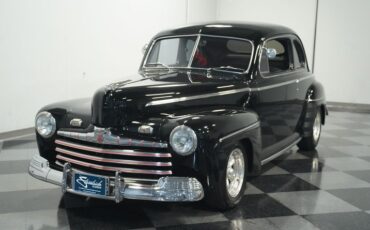 Unknown-Coupe-1946-Black-Red-and-Black-22