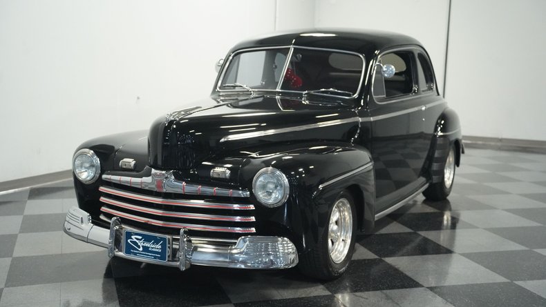 Unknown-Coupe-1946-Black-Red-and-Black-22
