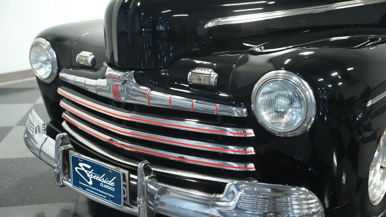 Unknown-Coupe-1946-Black-Red-and-Black-23