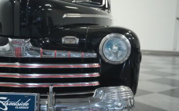 Unknown-Coupe-1946-Black-Red-and-Black-24